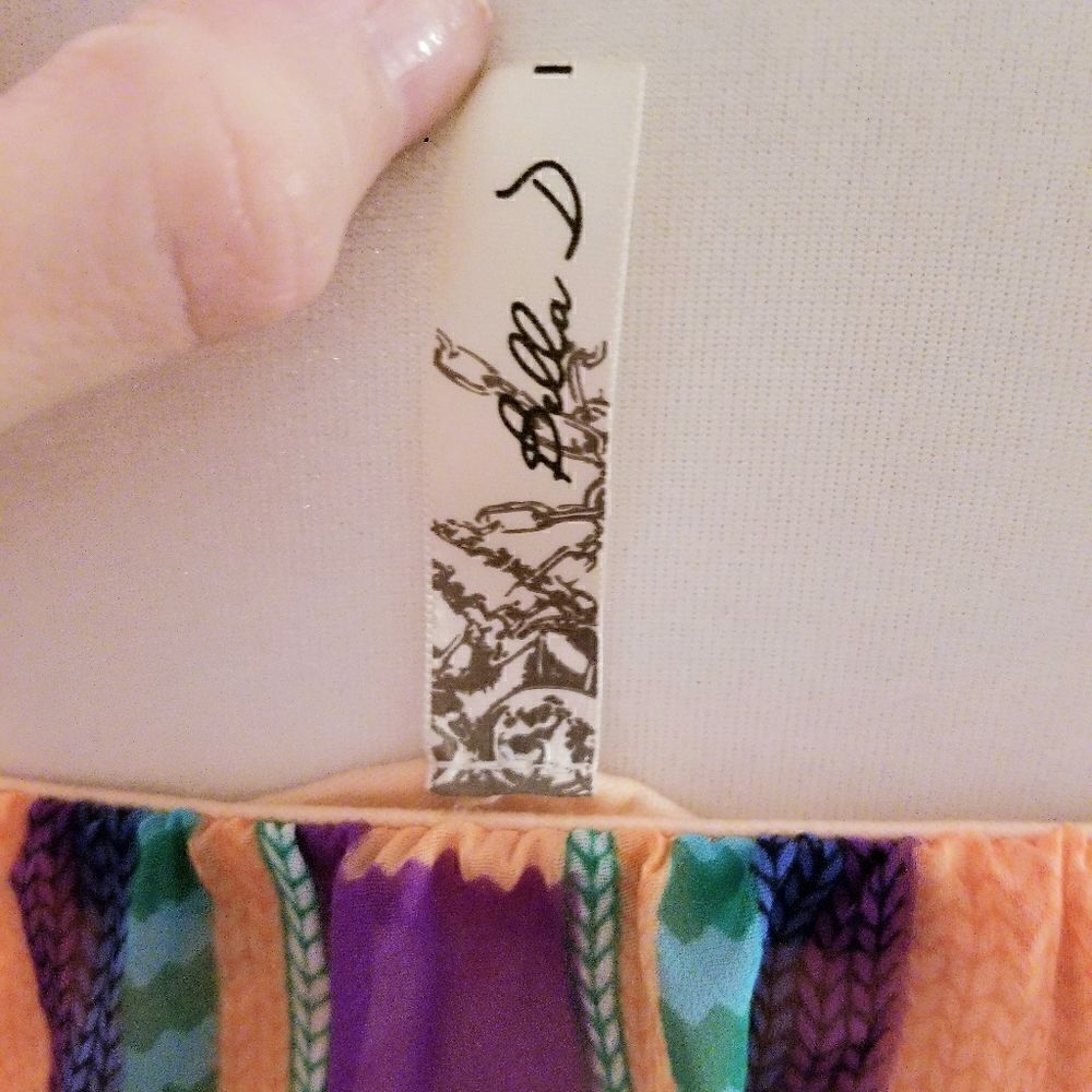 5/$25 Bella D. Strapless Aztec style summer dress - Picture 4 of 4